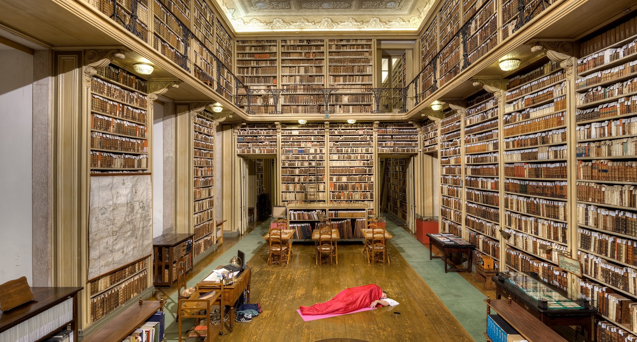 Donde dormir. Biblioteca Nacional - Eugenio Ampudia