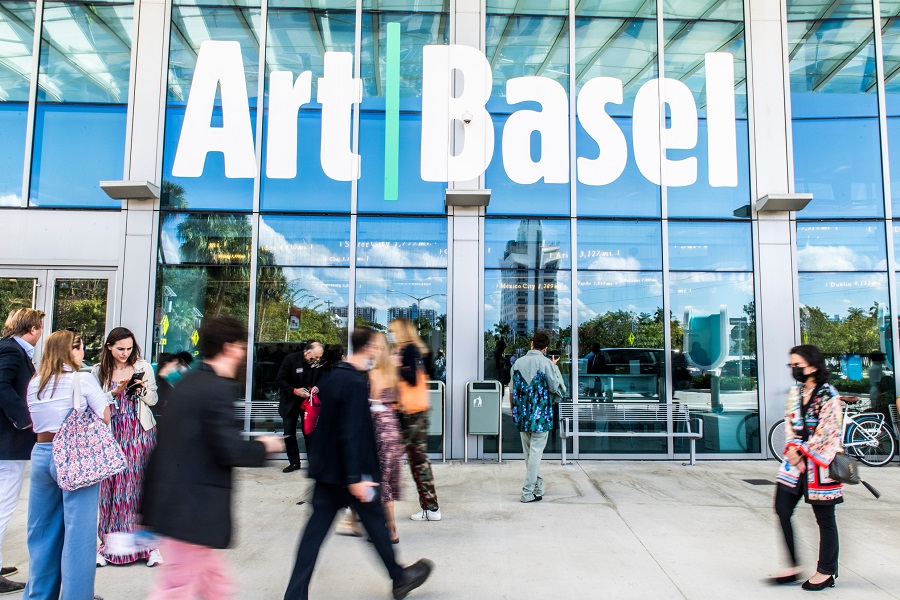 ART BASEL MIAMI BEACH